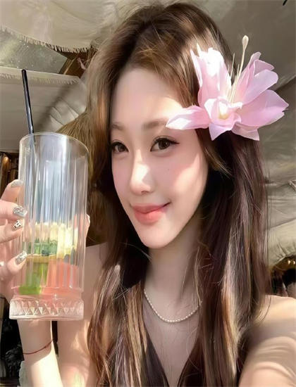 《退婚后错撩千亿大佬》的文化对话：心理的人物内心与行为动机 思考文化传承与创新的路径